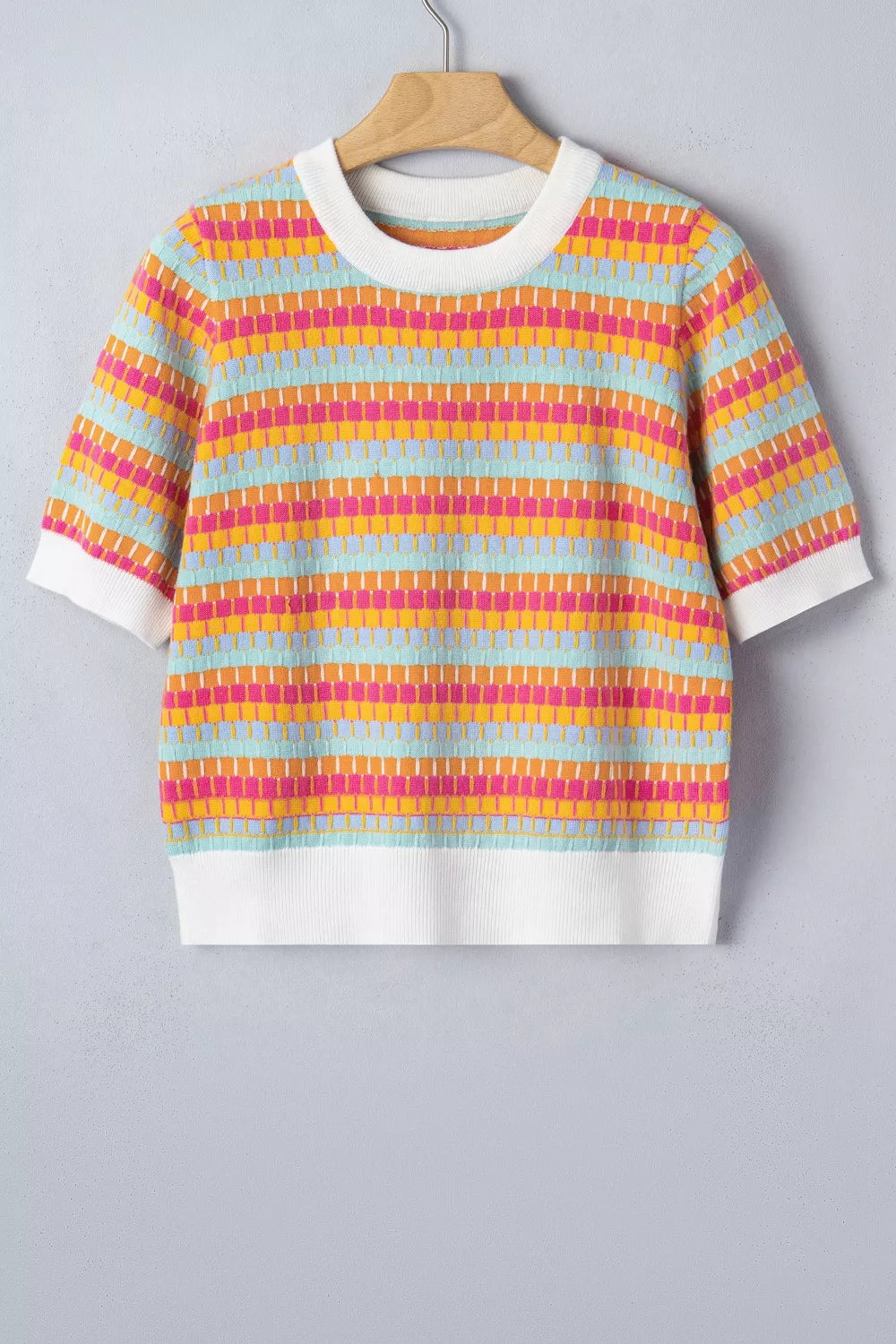 Abstract stripe ribbed knit short sleeve sweater