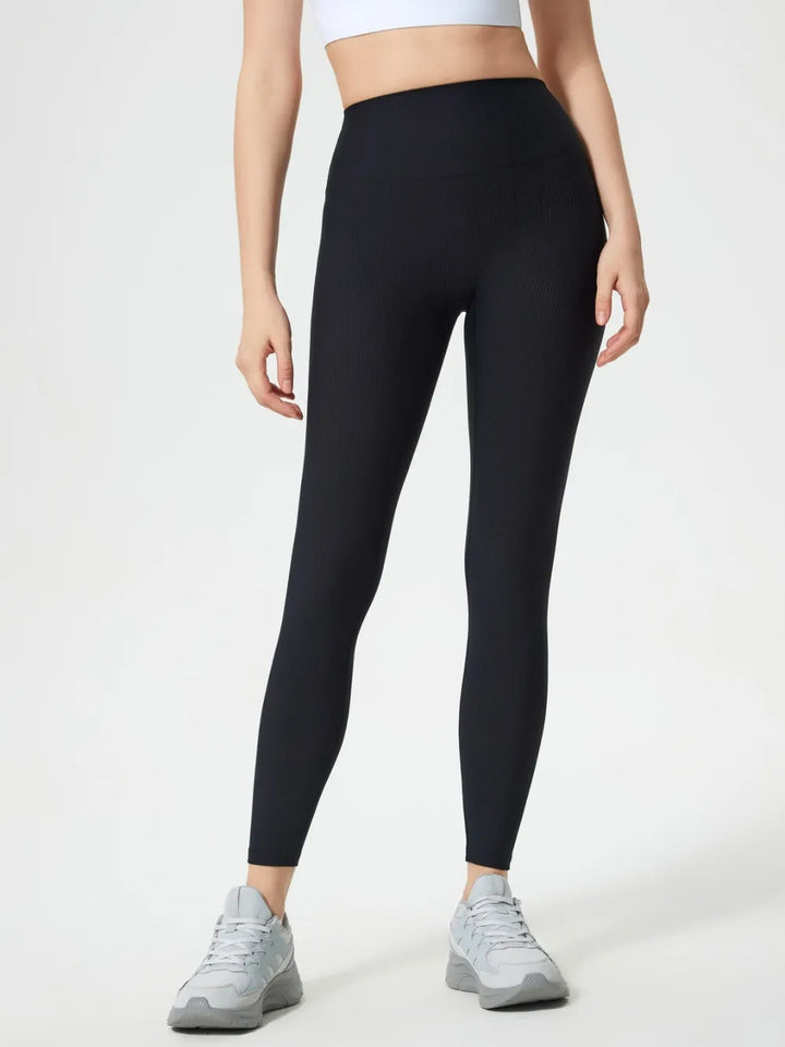 Ribbed high-waist active leggings with contoured waistband
