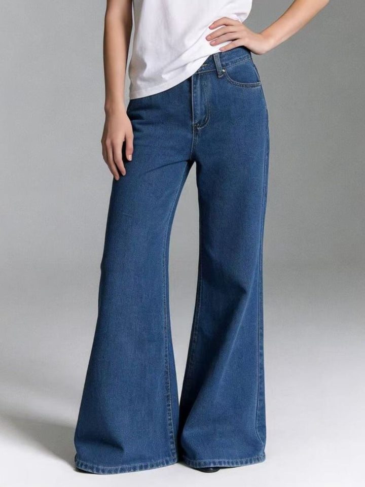 Medium High-rise stretch flare leg jeans with pockets