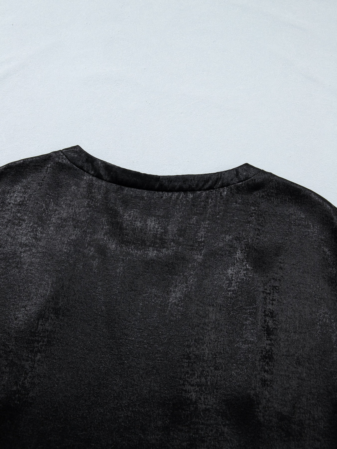 Metallic shimmer round-neck cap sleeve tee
