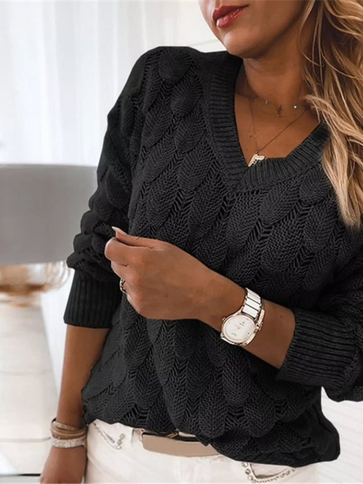 Openwork V-neck knit sweater with scalloped hem