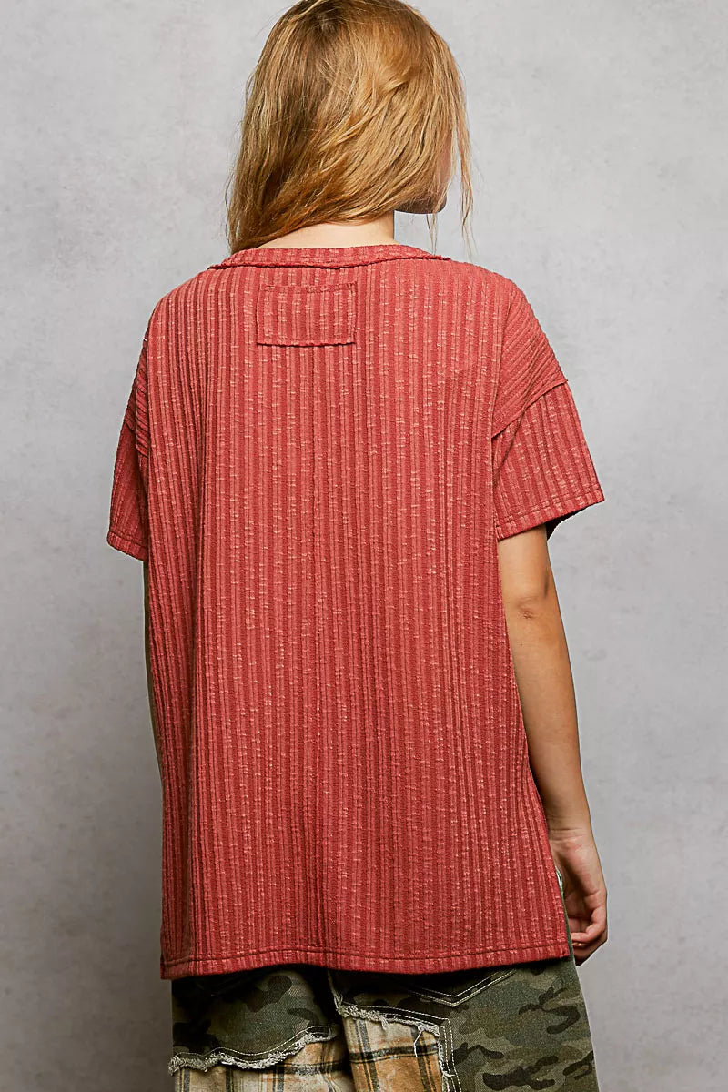 Ribbed knit V-neck tee with exposed seam and side slits