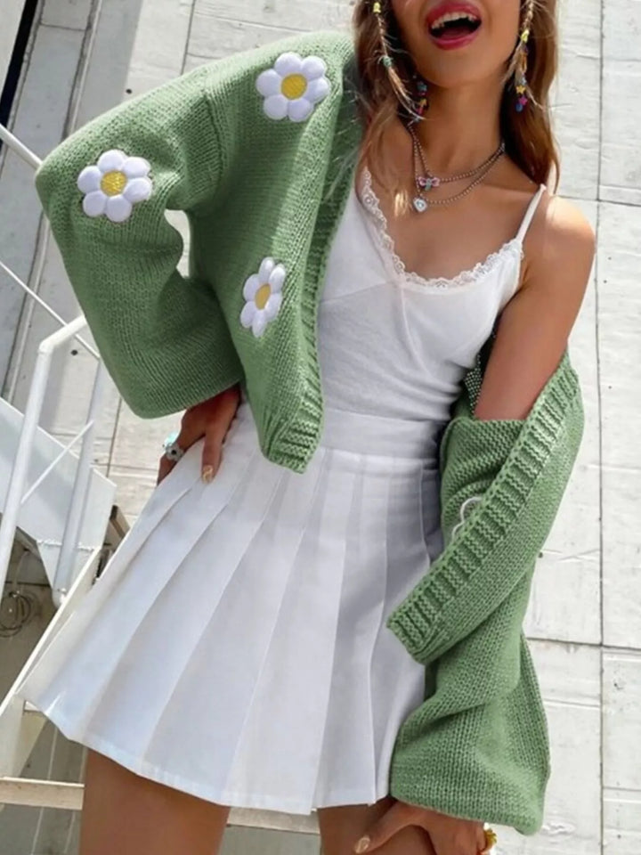 Gum Leaf Daisy appliqué open front chunky knit cardigan
