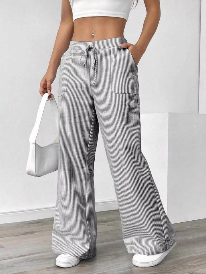Stripe Striped wide-leg pants with drawstring waist and pockets
