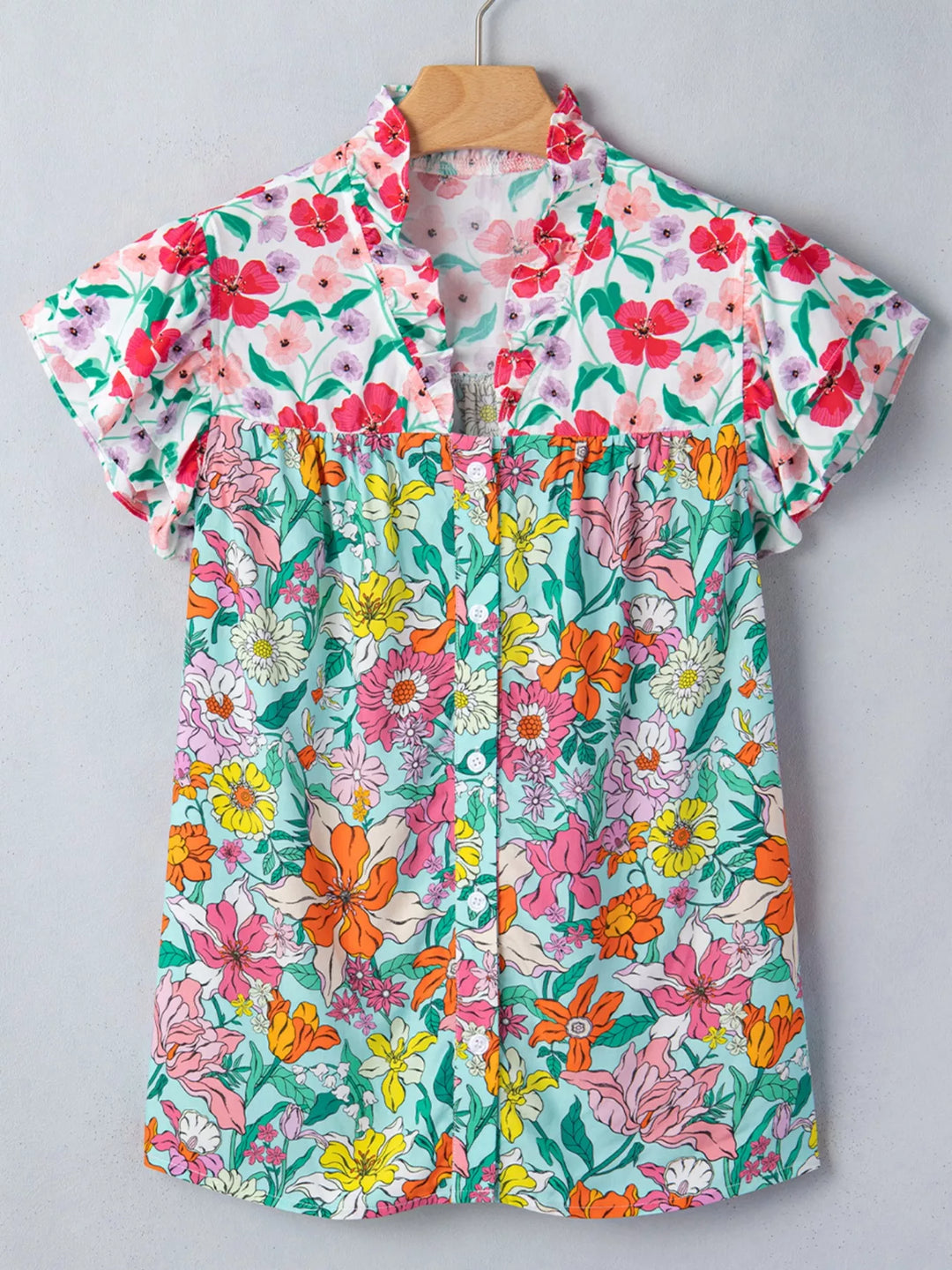 Floral flutter sleeve split-neck button-front blouse