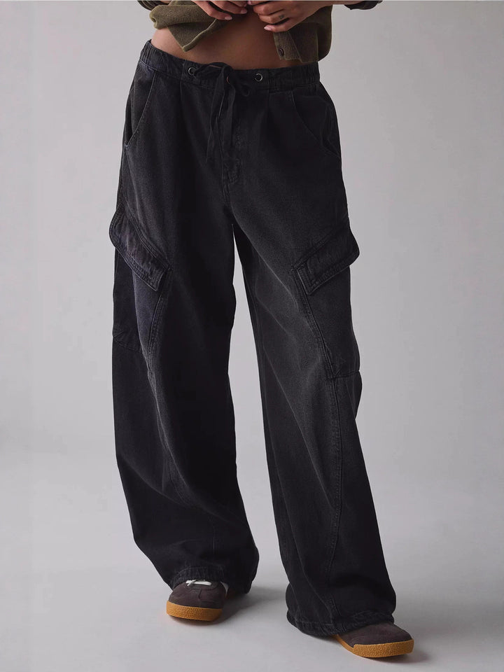 Black Wide-leg drawstring cargo jeans with side pockets