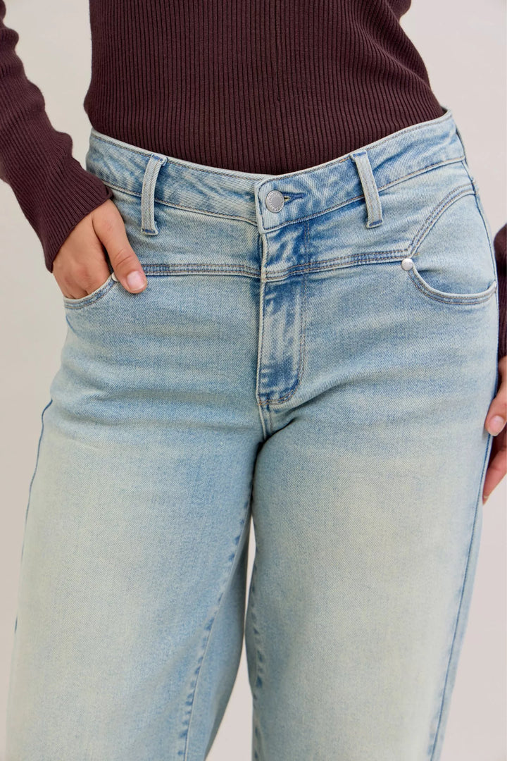 High-rise column straight-leg jeans with yoke detail