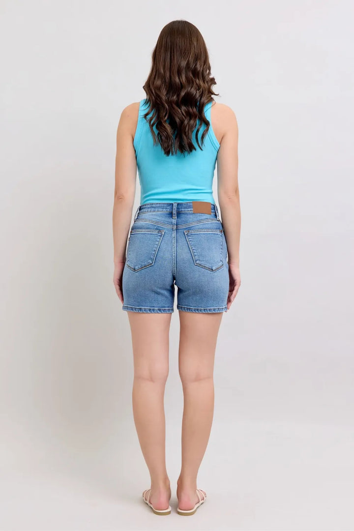 High-rise two-button denim shorts with 5-pocket style