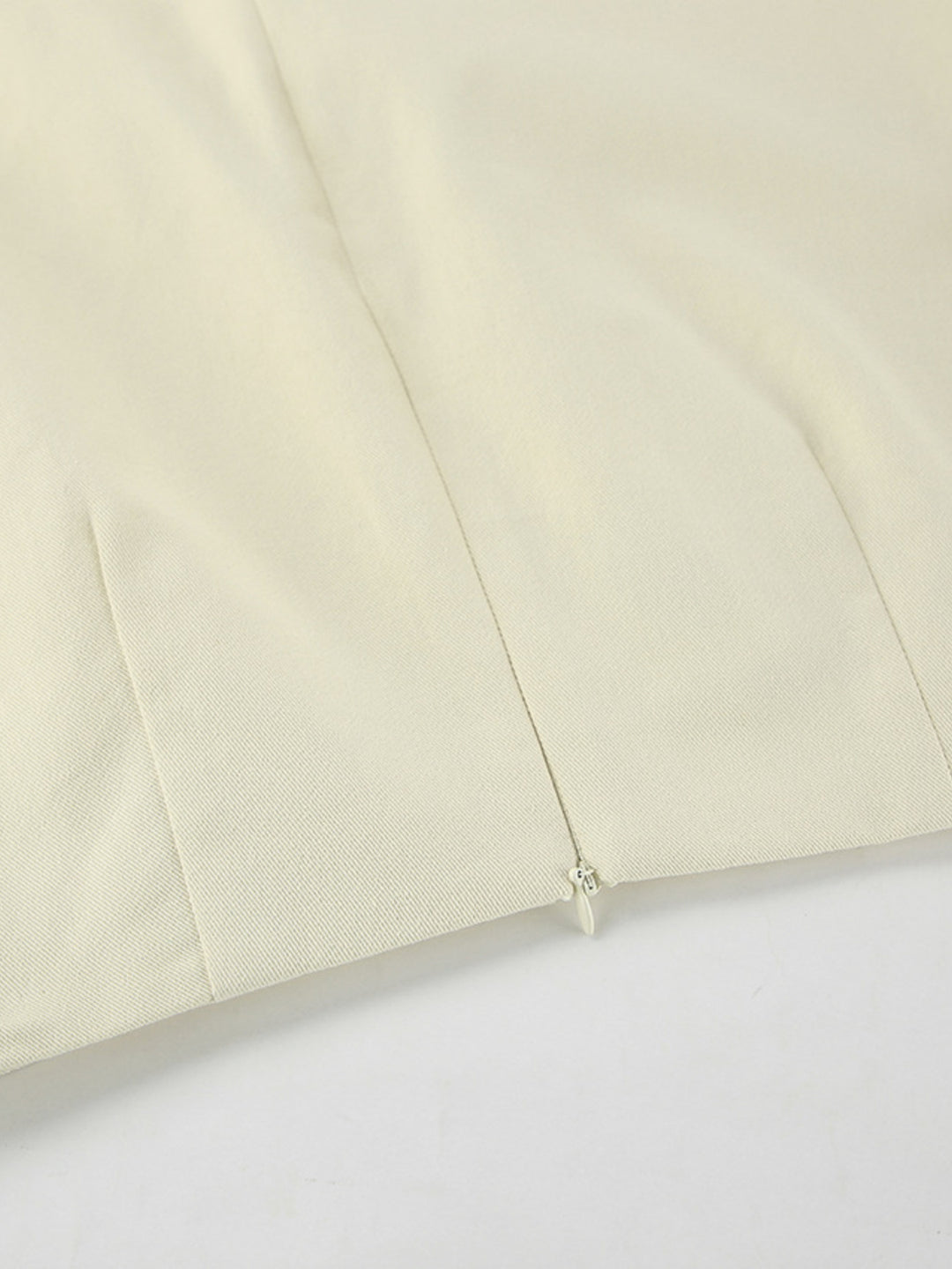 Straight-cut cotton midi skirt with back slit