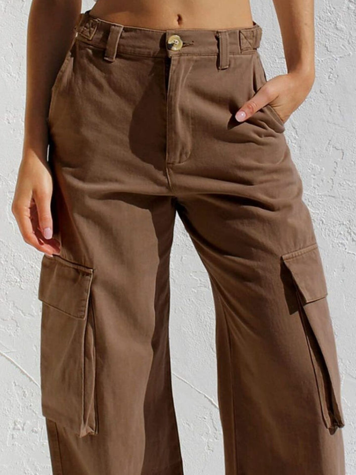 High-rise wide-leg cargo jeans with flap pockets