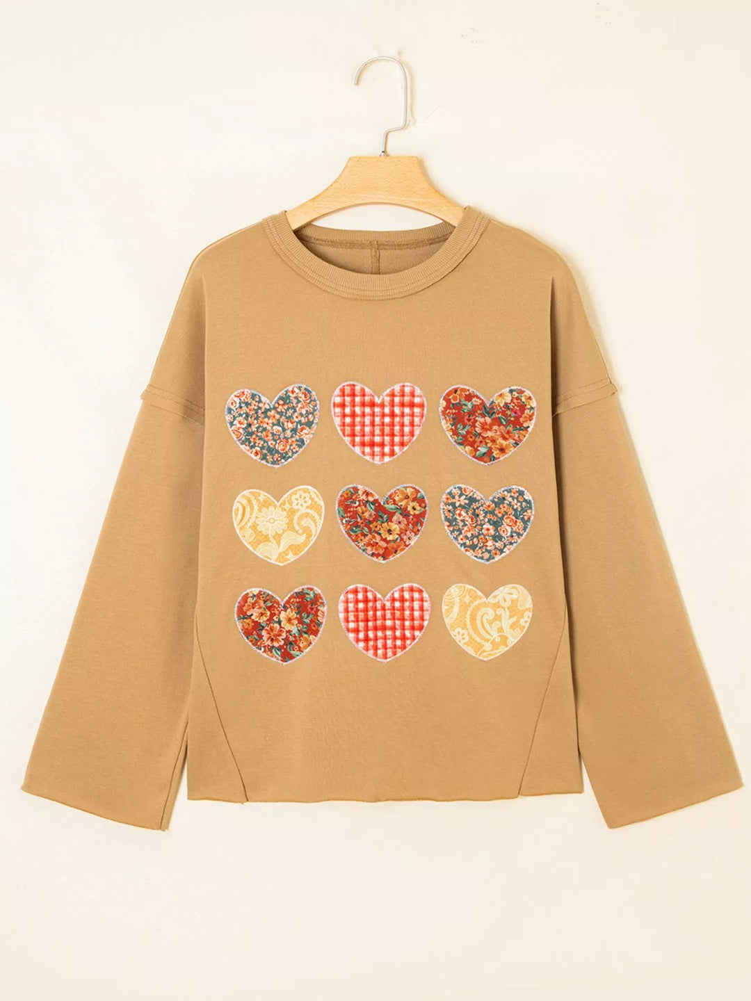 Floral heart patch mineral wash crewneck sweatshirt