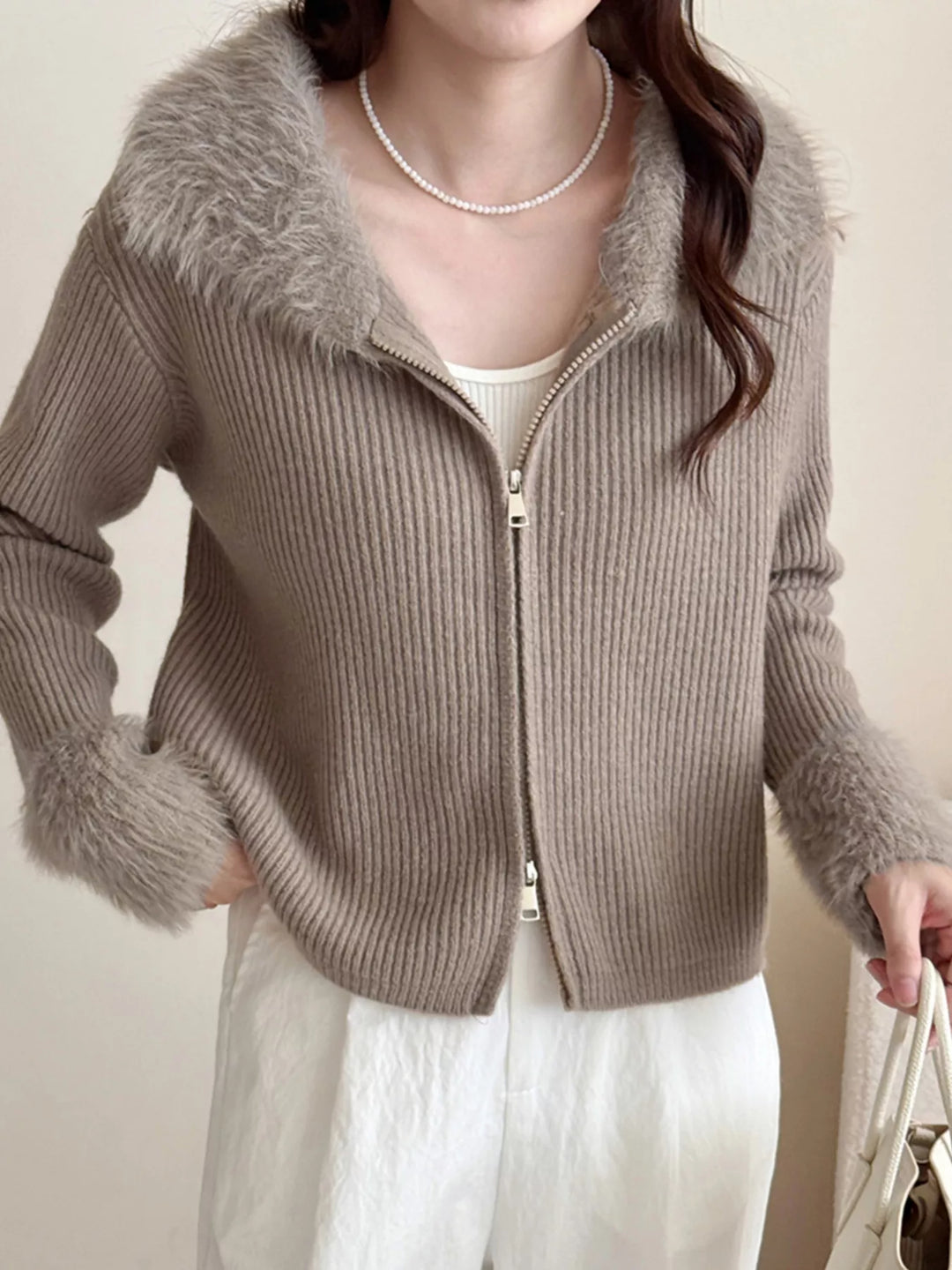 Ribbed knit zip-up cardigan with fluffy faux fur trim