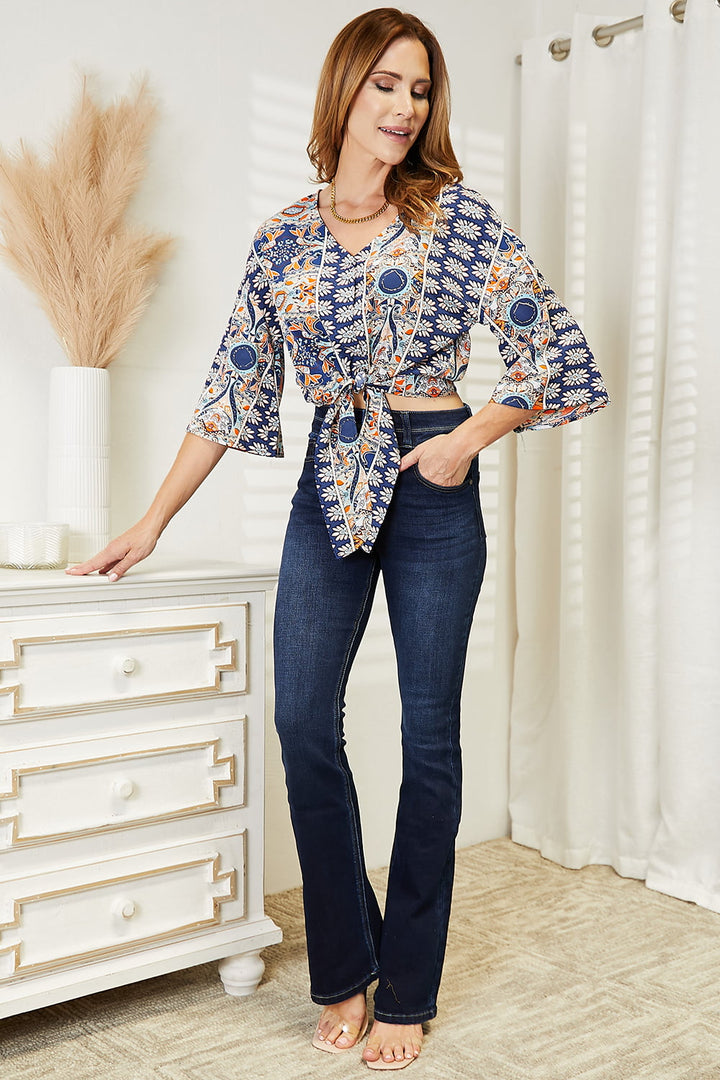 Boho print tie-hem V-neck three-quarter sleeve blouse