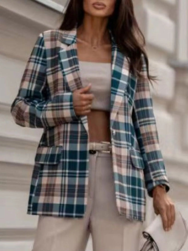 Plaid notch lapel blazer with flap pockets