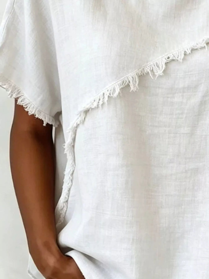 Frayed trim crew neck relaxed short sleeve top