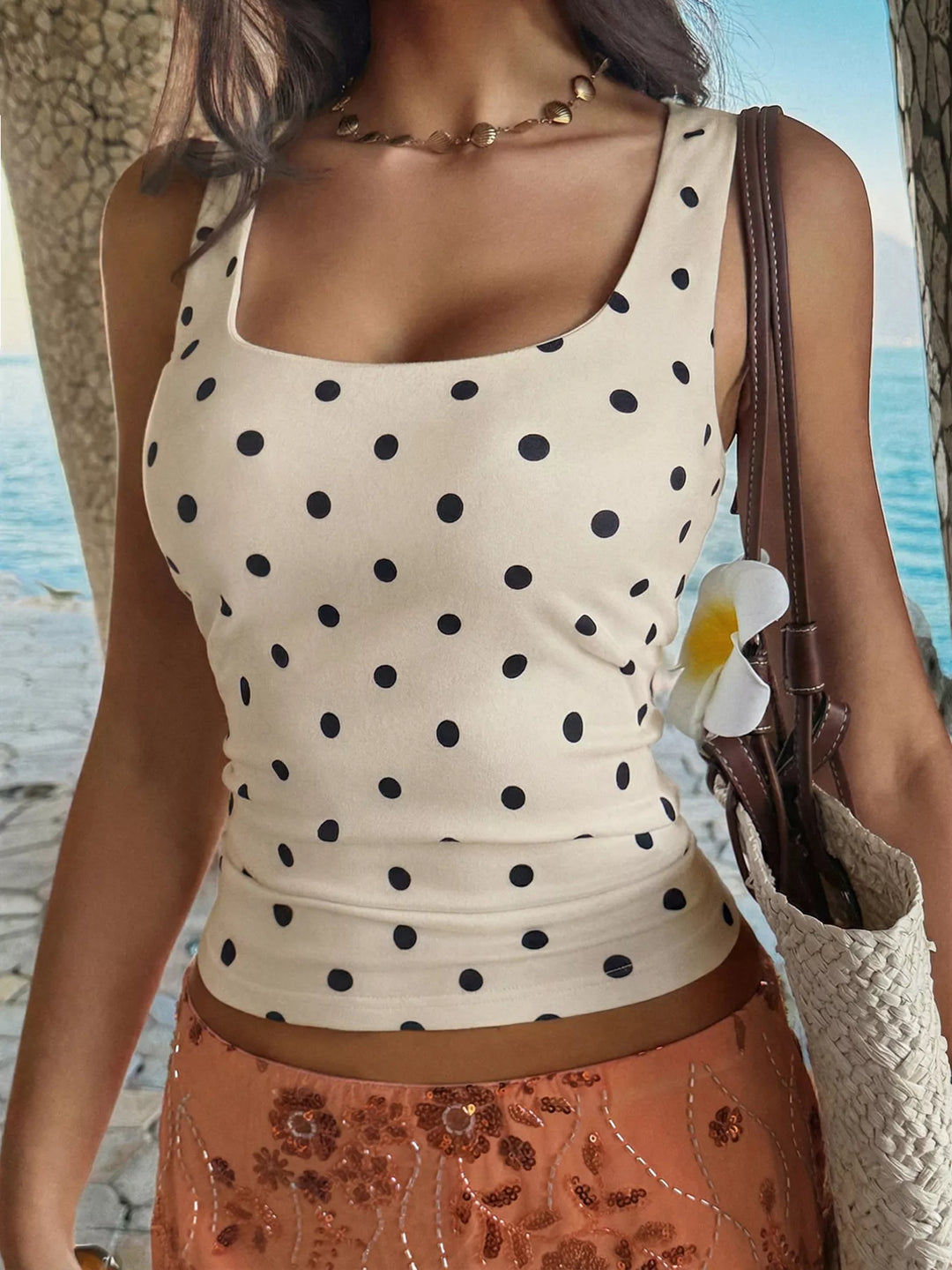 Polka dot scoop neck fitted tank top