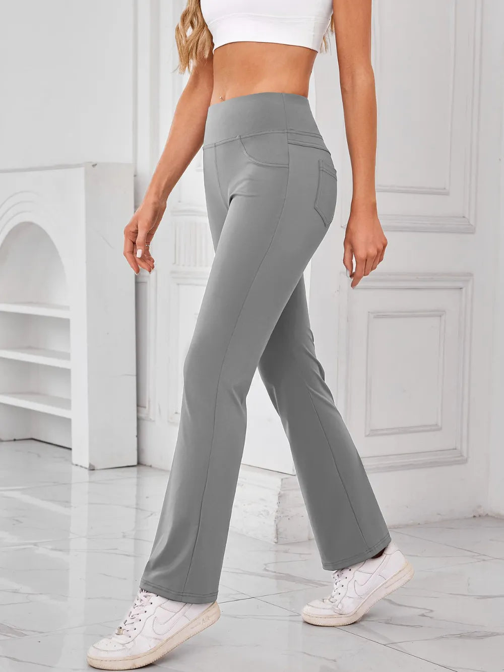 High-waist flare active pants with side pockets