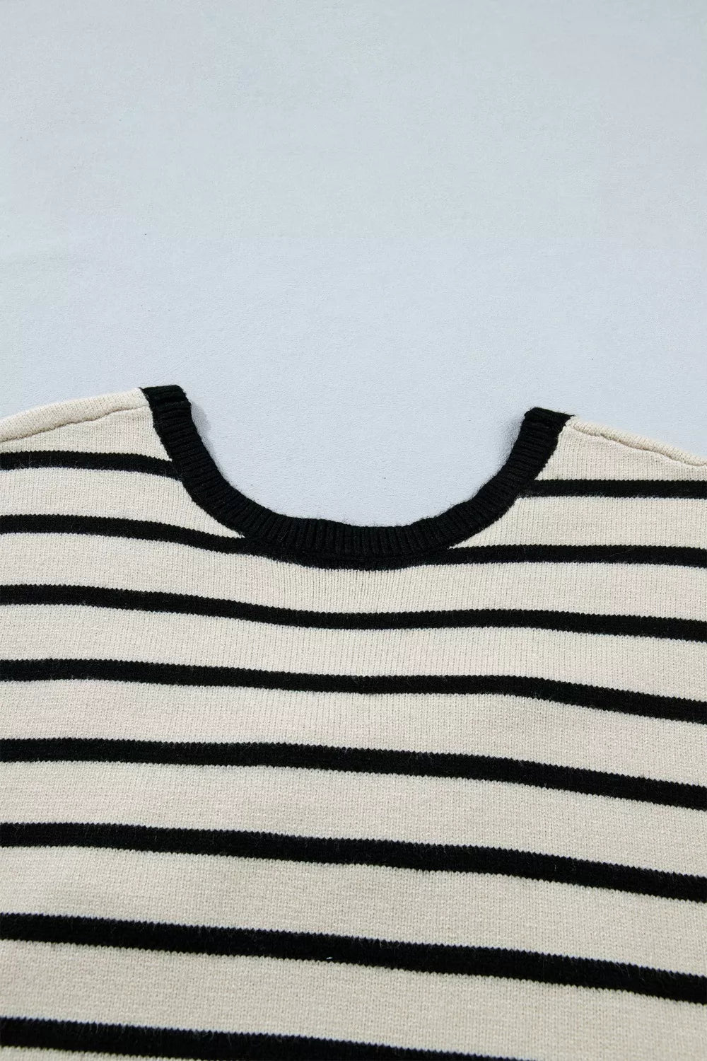 Striped short sleeve knit top with oversized bow