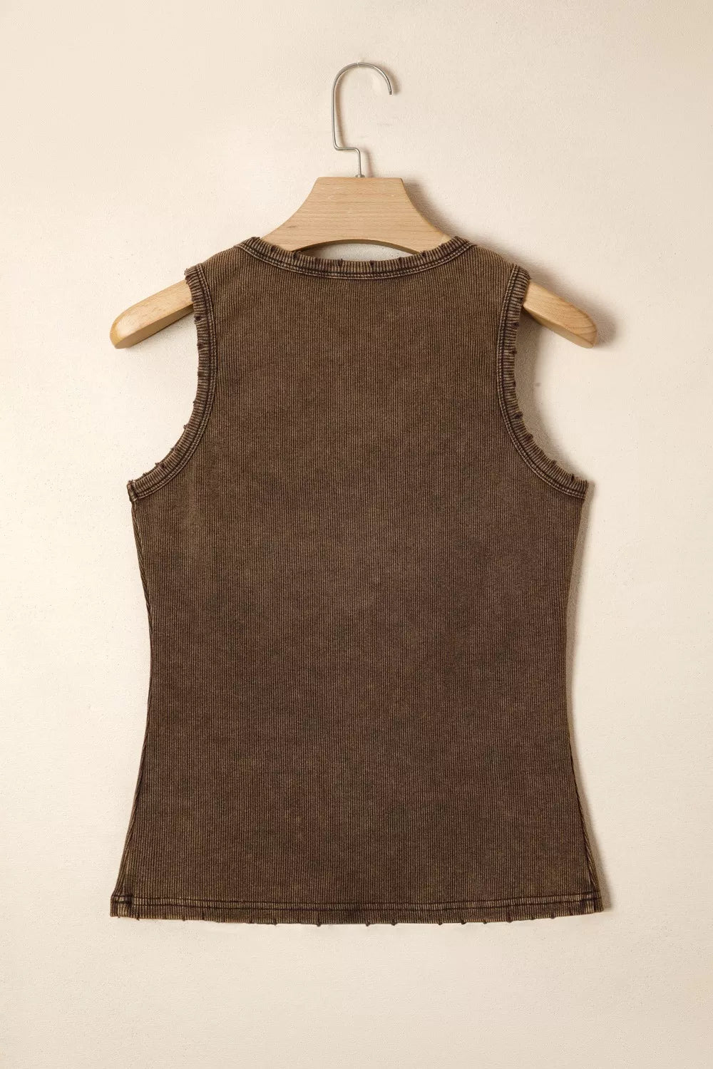 Ribbed knit snap-button wide-strap tank top