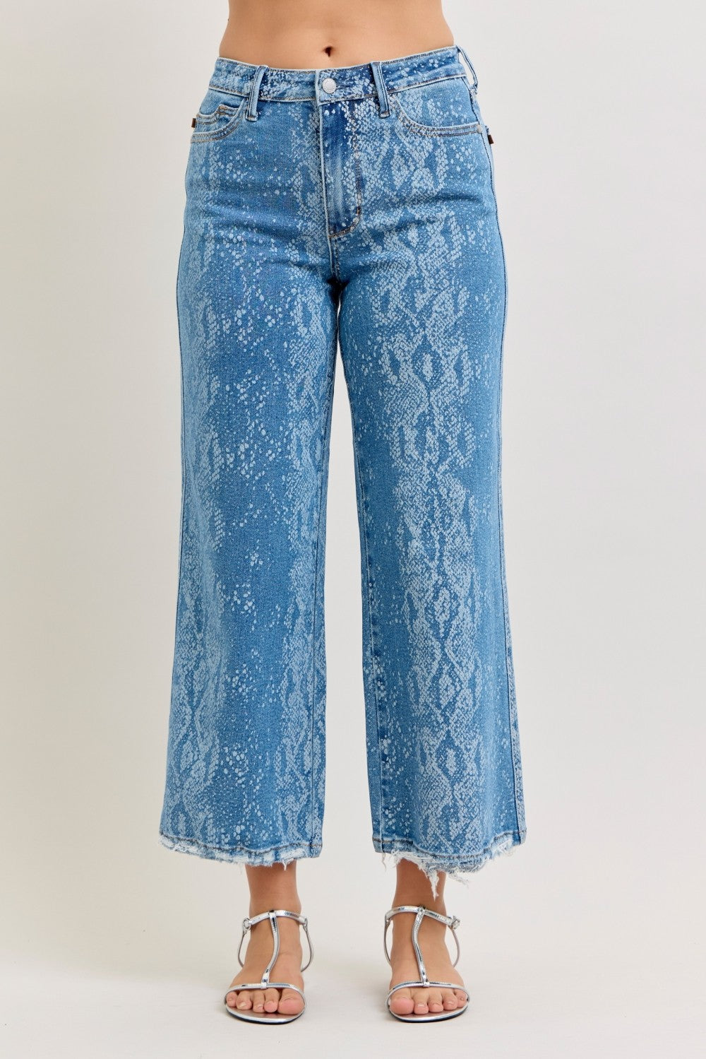 PRINT Judy Blue high-rise snakeskin print wide leg ankle jeans