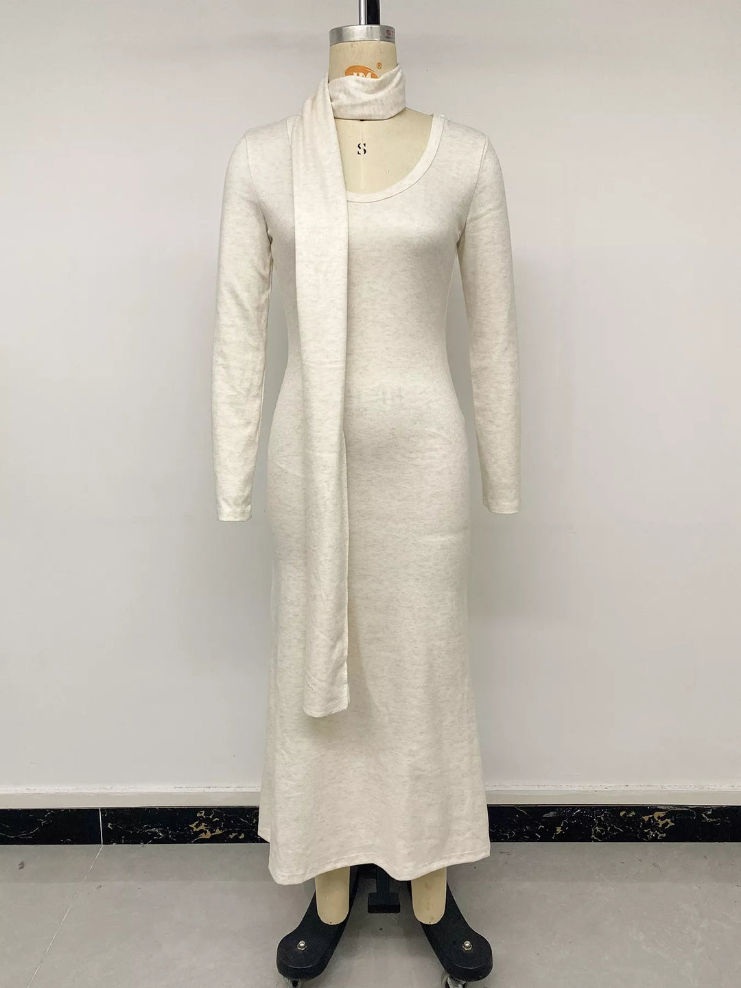 Scoop neck long sleeve knit maxi dress with scarf