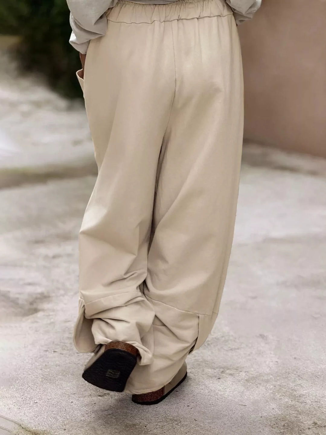 Plus size wide-leg lounge pants with patch pockets