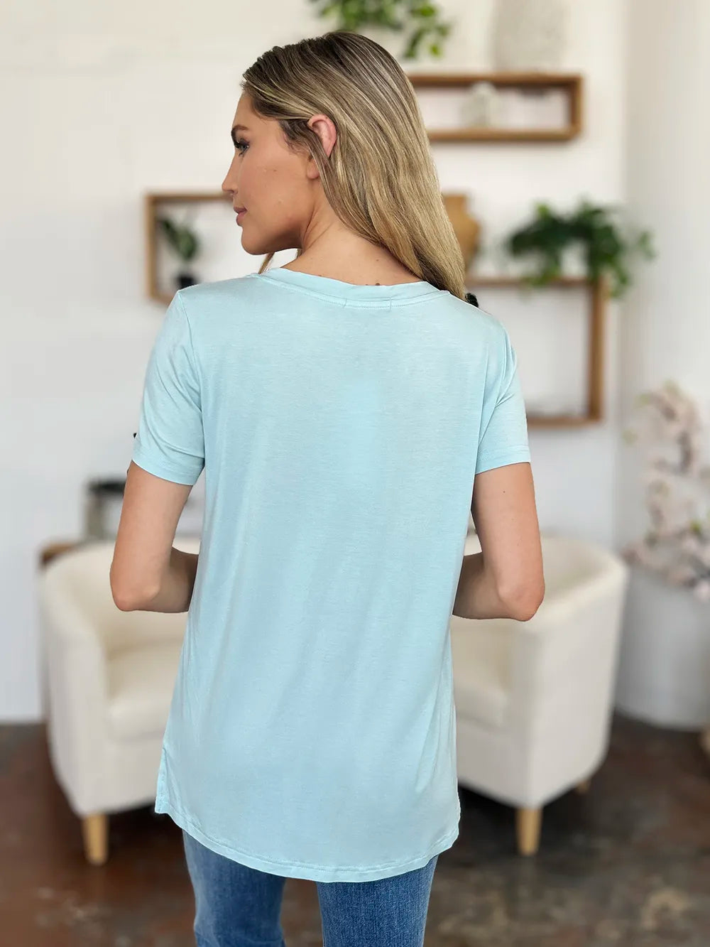 High-low hem bamboo crew neck short sleeve t-shirt