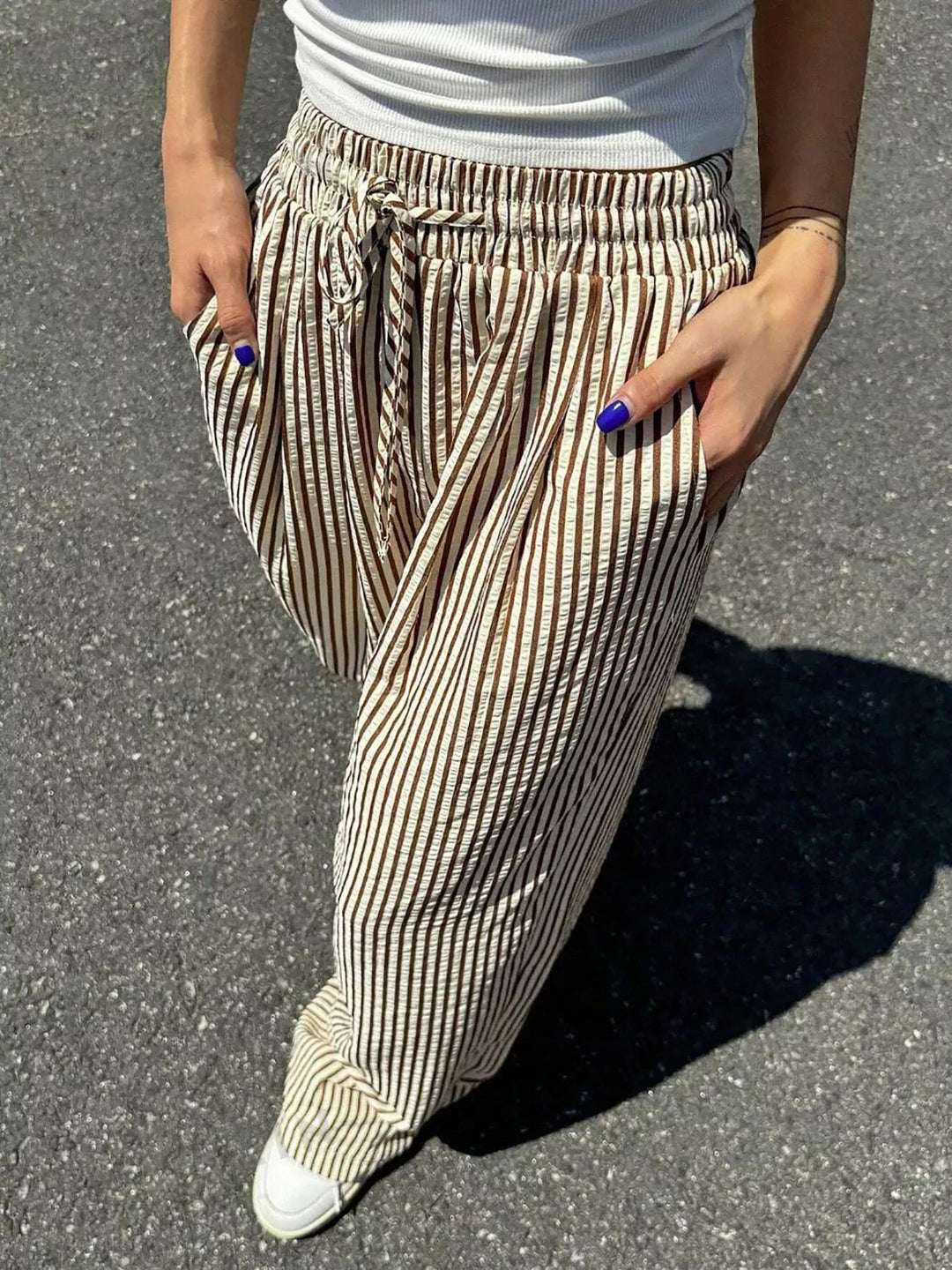 Striped wide-leg drawstring pants with side pockets