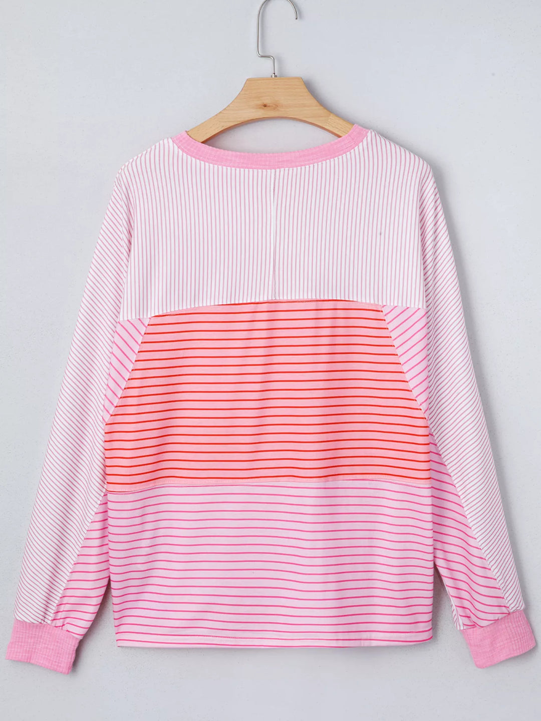 Exposed seam striped colorblock long sleeve top