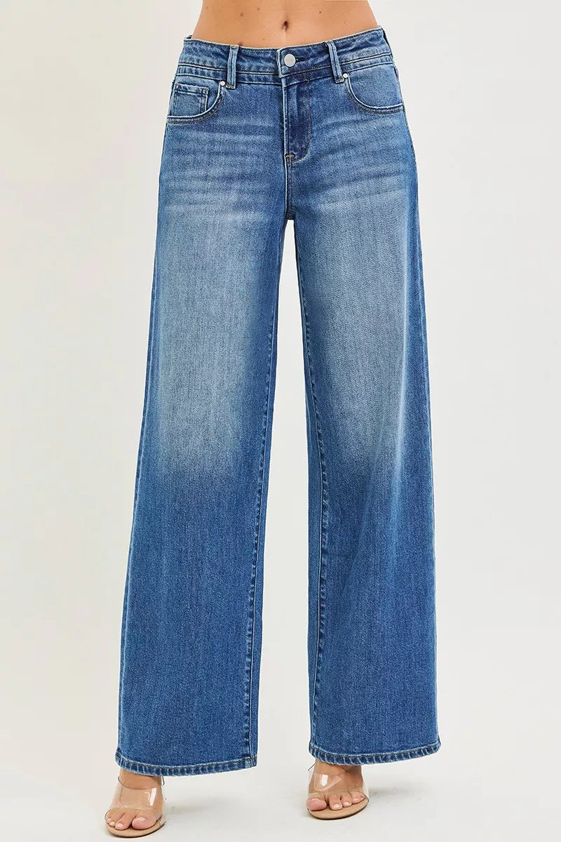 MEDIUM Slouchy wide-leg baggy jeans with pockets