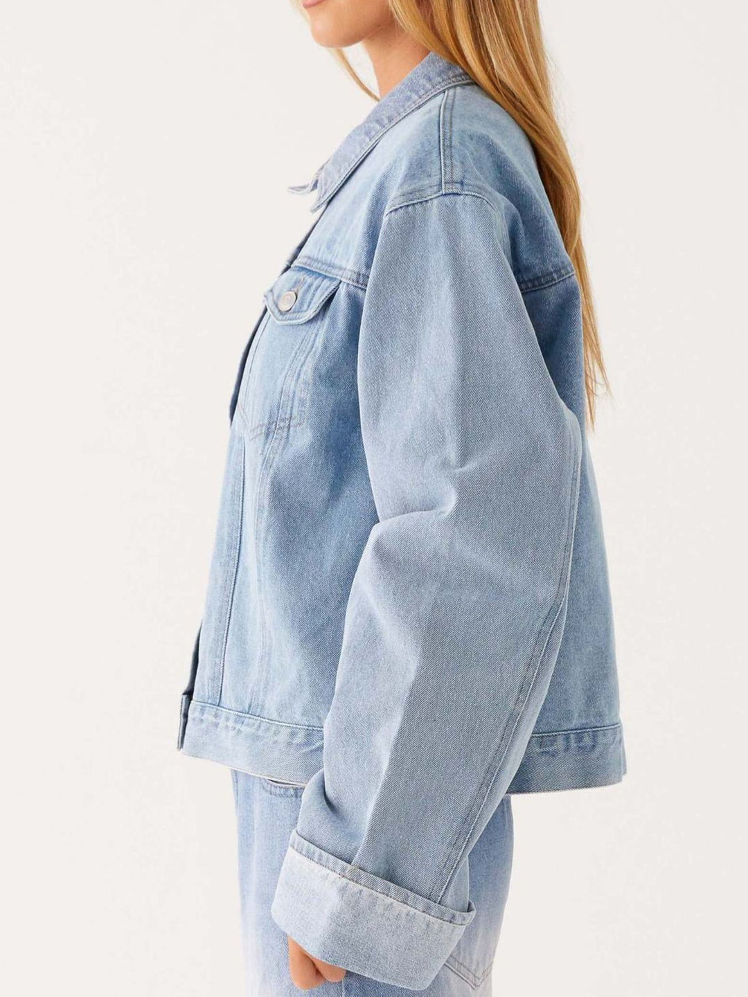 Oversized cropped denim jacket with chest flap pockets