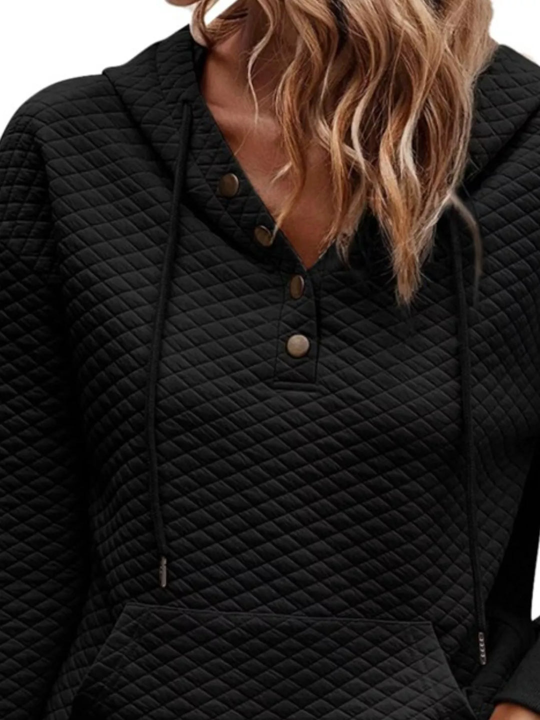 Diamond-textured drawstring pullover hoodie with button placket