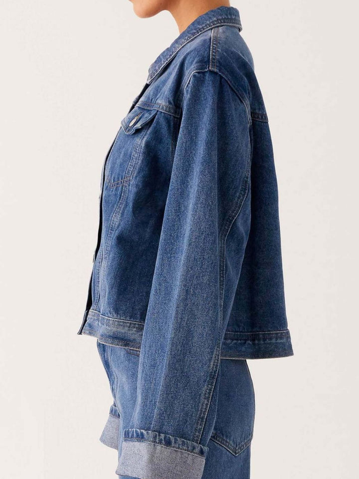 Oversized cropped denim jacket with chest flap pockets