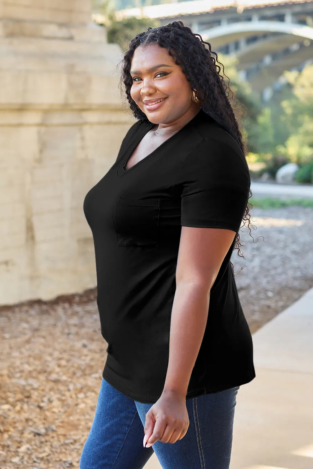 V-neck short sleeve bamboo tee with chest pocket
