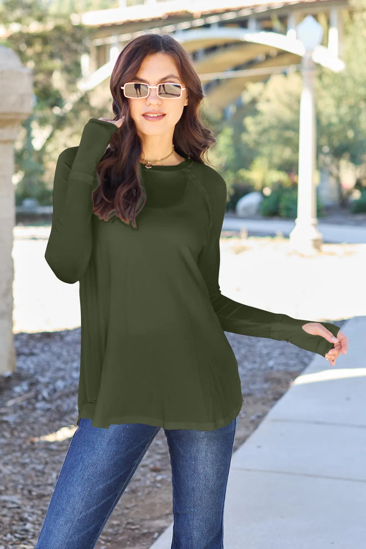 Relaxed raglan long sleeve round neck tee