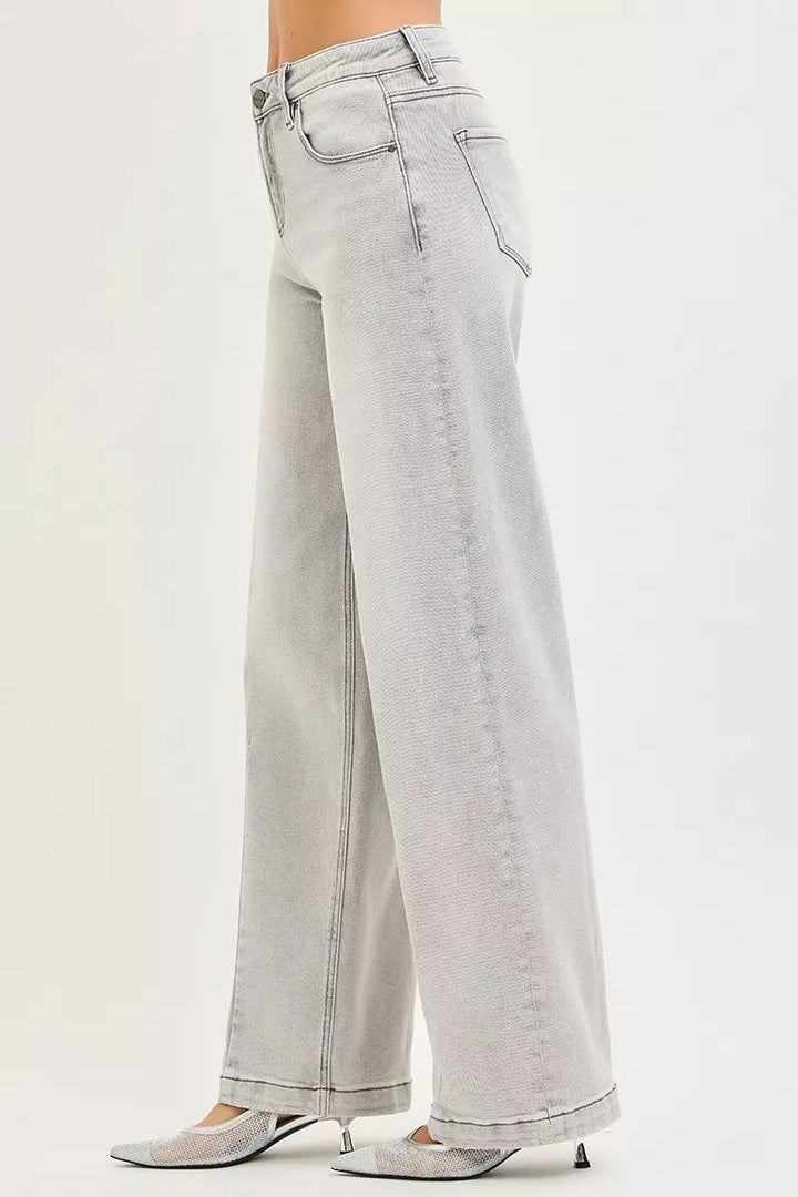 High-rise slouchy baggy jeans with contrast stitching
