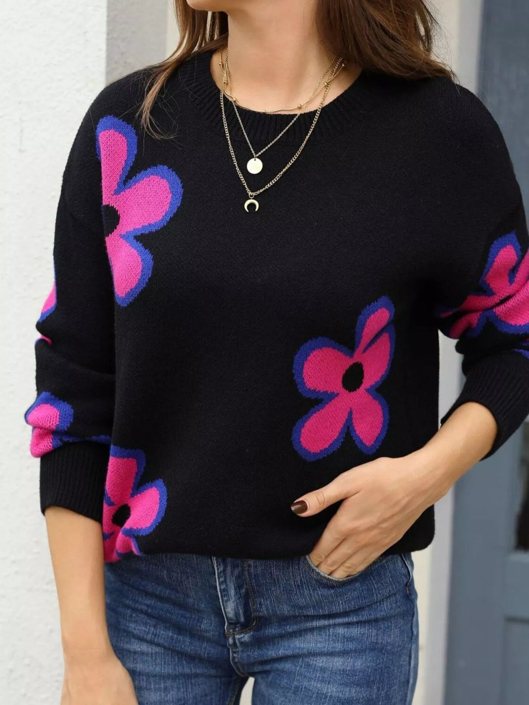 Floral crew neck knit sweater with ribbed cuffs
