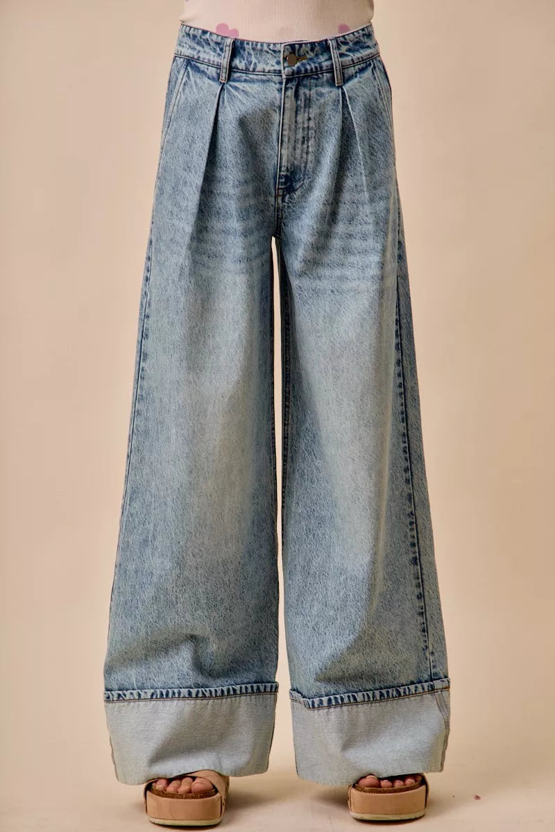 DENIM Mid-rise pleated wide leg jeans with cuffed hem