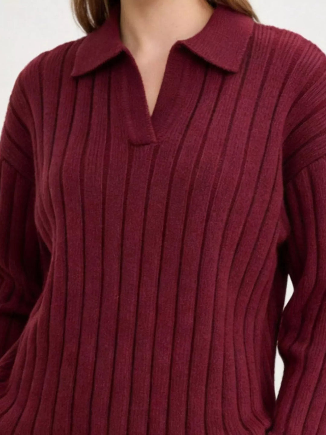 Ribbed knit polo collar sweater with split V-neck