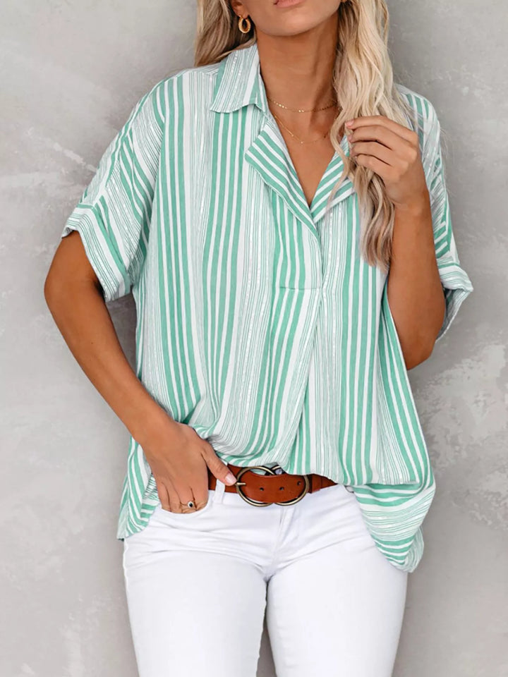 Collared half-sleeve button-front printed shirt
