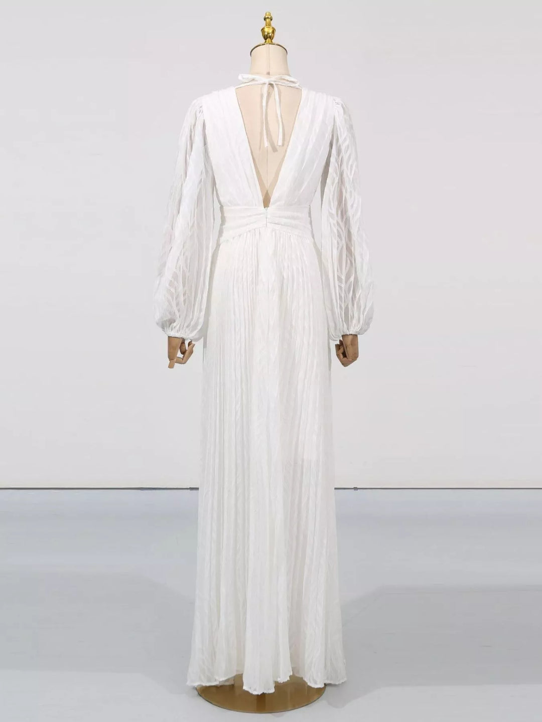 Textured V-neck balloon sleeve maxi dress with twist front