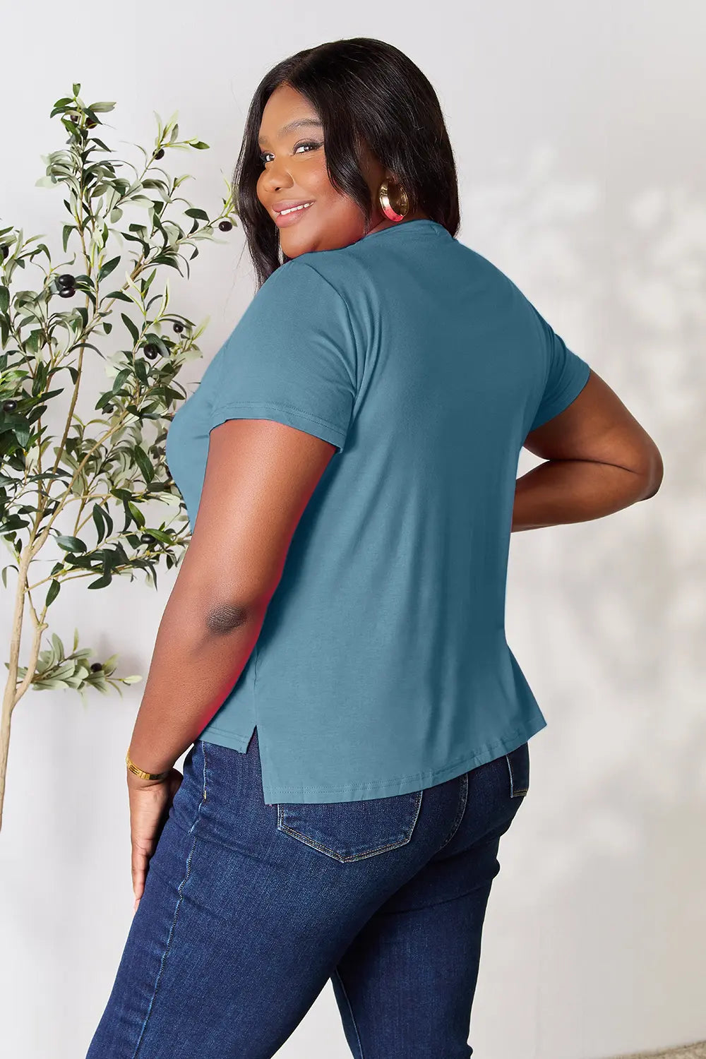 Round neck short sleeve tee in soft rayon knit