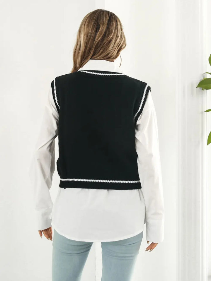 Skull argyle knit sweater vest with striped V-neck