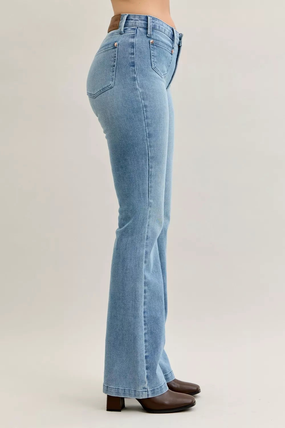 Mid-rise contrast wash bootcut jeans with front patch pockets
