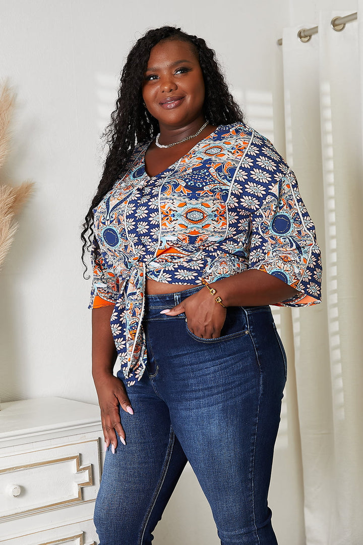 Boho print tie-hem V-neck three-quarter sleeve blouse