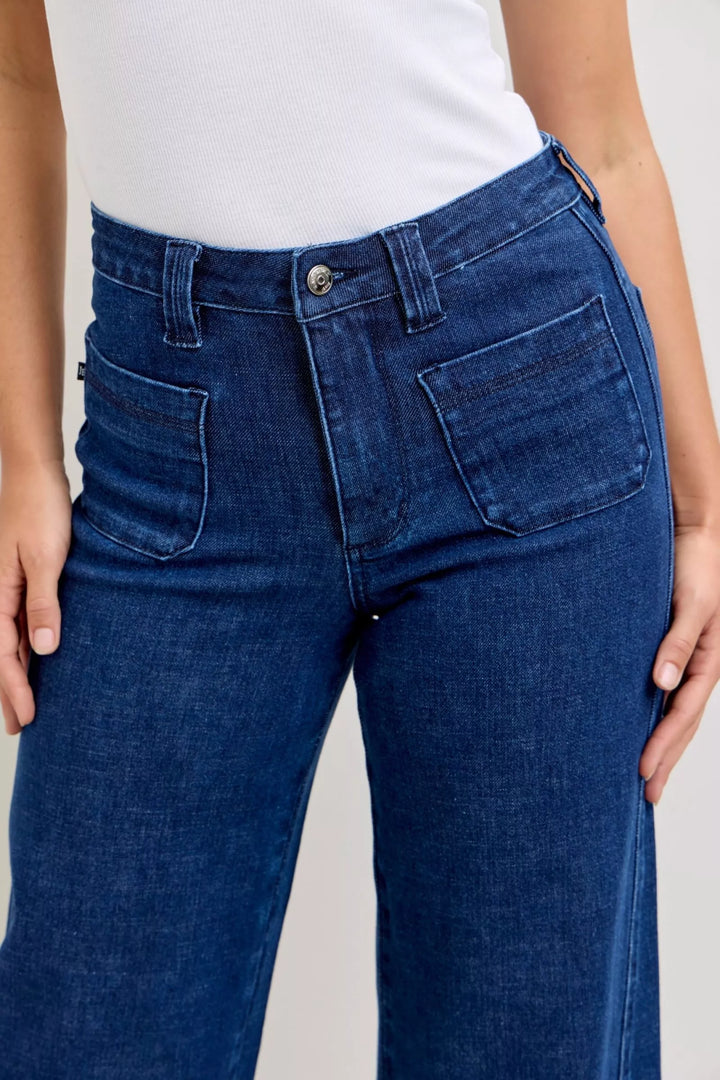 Retro high-rise wide-leg jeans with patch pockets
