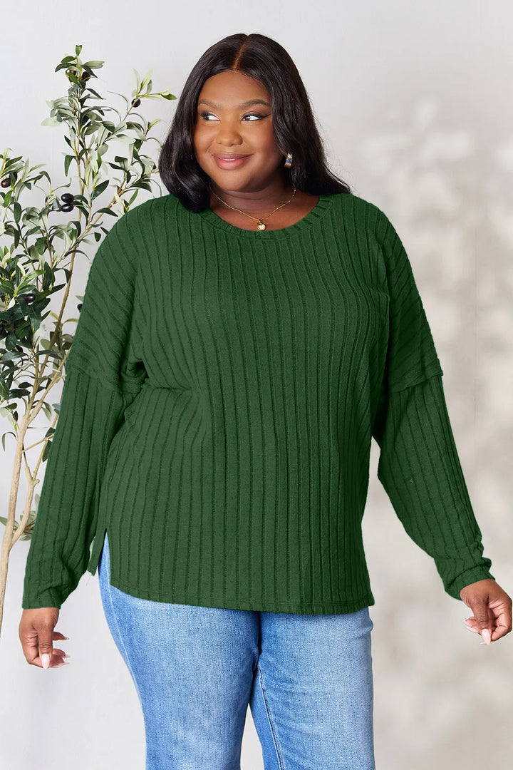 Ribbed knit round neck tunic top with side slits