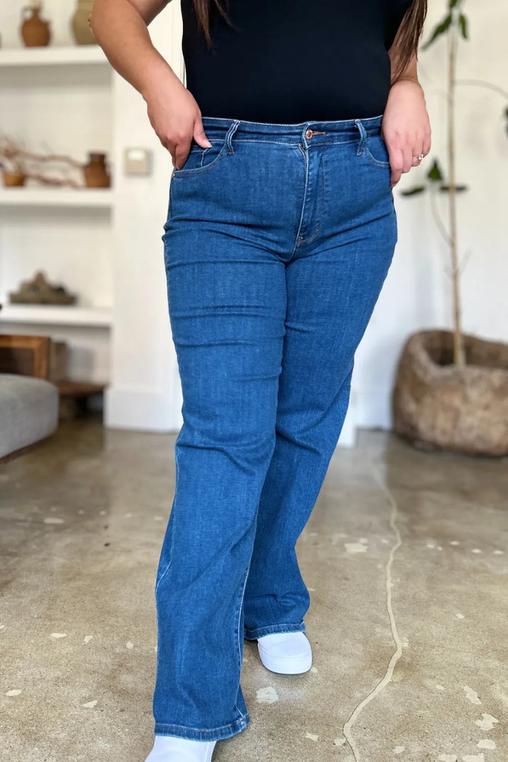 Judy Blue full-size high-rise straight-leg jeans