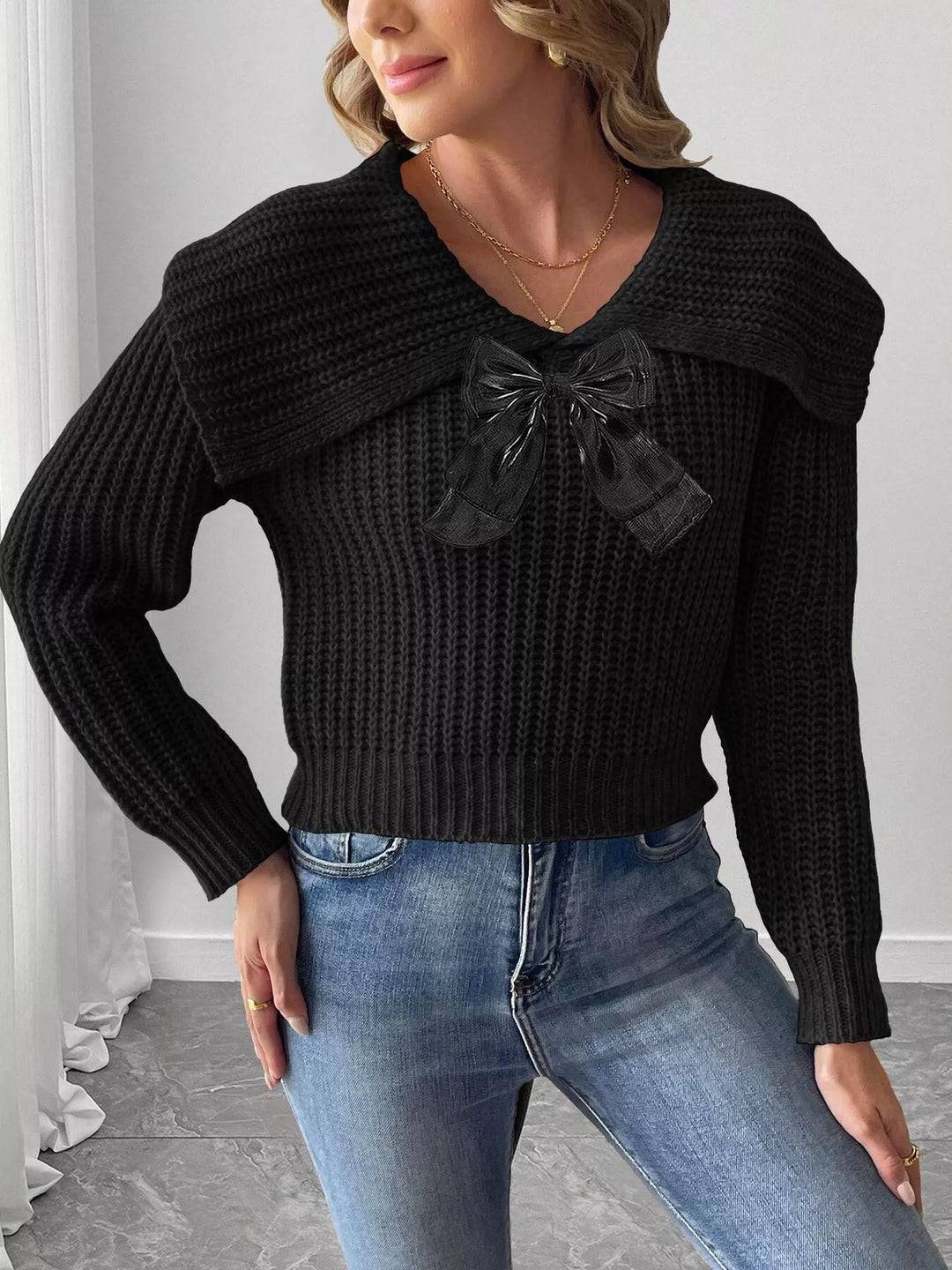 Black Waffle knit foldover collar sweater with contrast bow