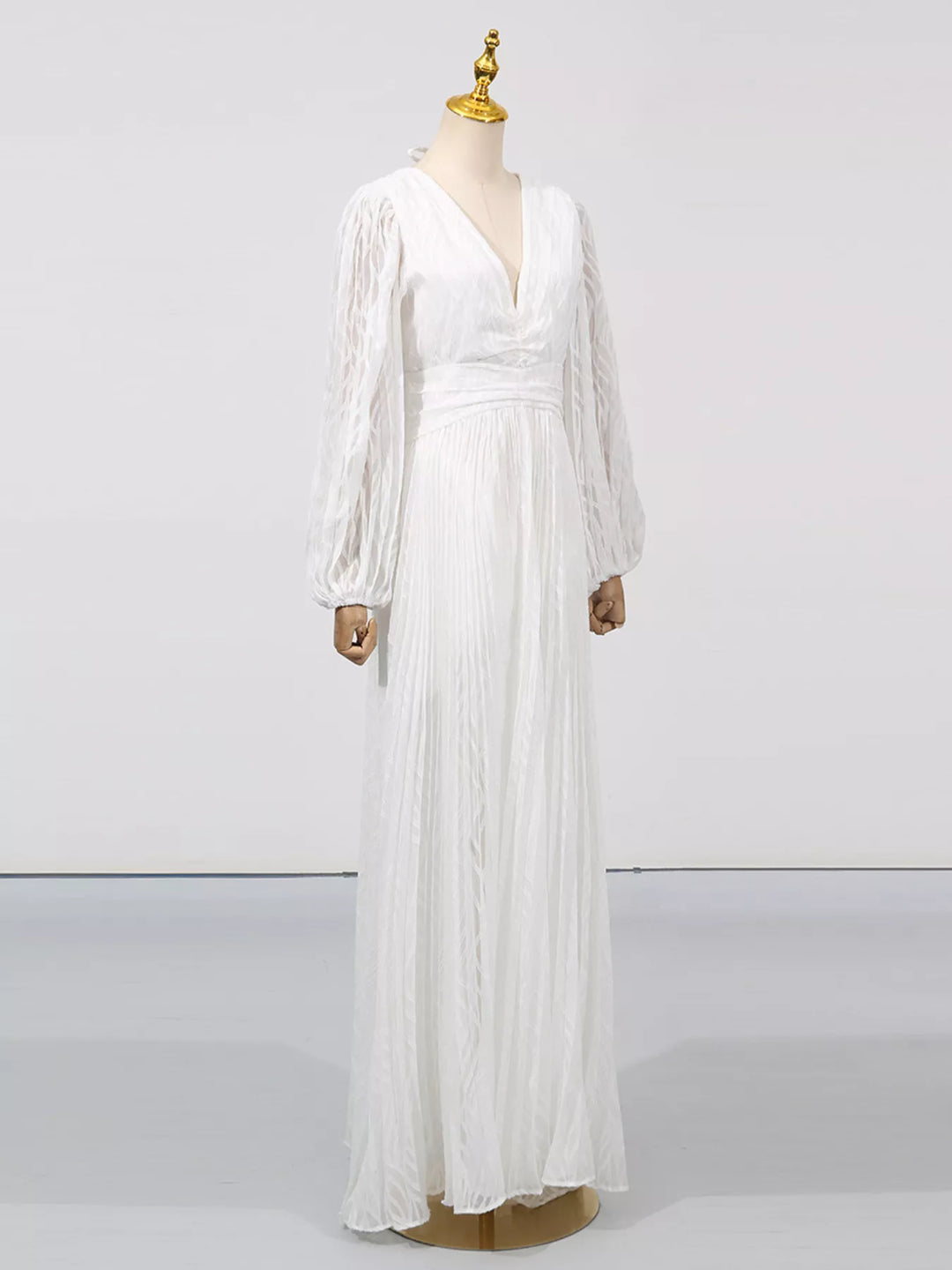 Textured V-neck balloon sleeve maxi dress with twist front